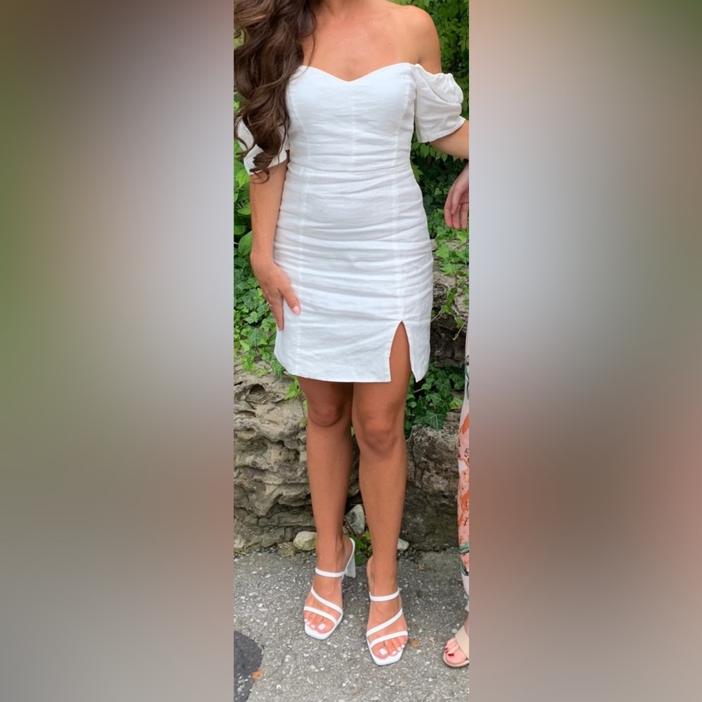 Wilfred White Off-Shoulder Mini Dress